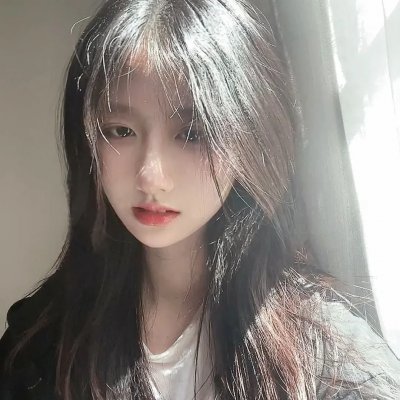 隐形少女 海报